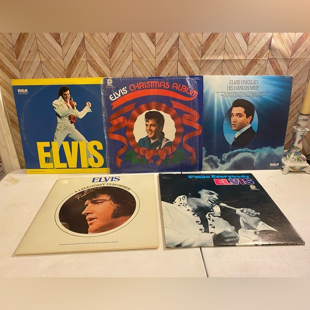 Elvis LP Record Bundle [Record 015]